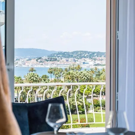Sea View&roof Terrace Access 2min Walk From Croisette
