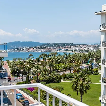 Sea View&roof Terrace Access 2min Walk From Croisette Cannes