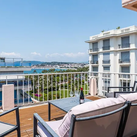 Sea View&roof Terrace Access 2min Walk From Croisette Appartamento Cannes